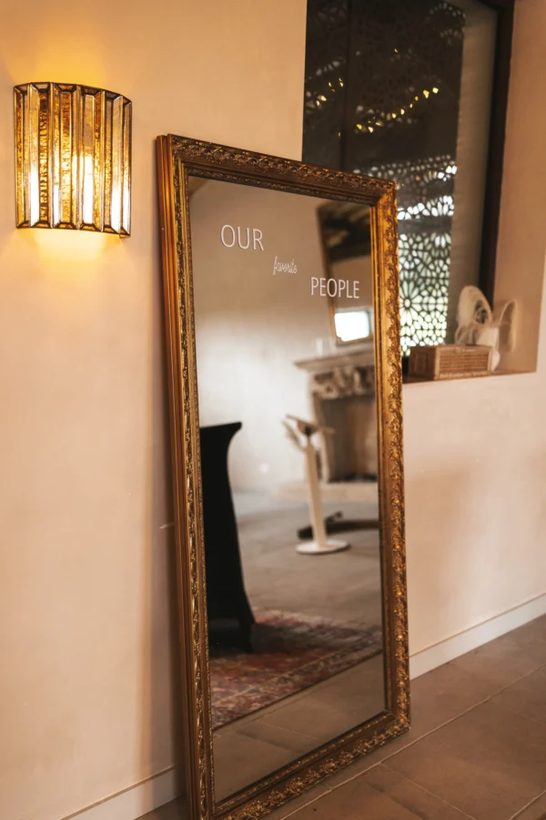 Grand miroir doré